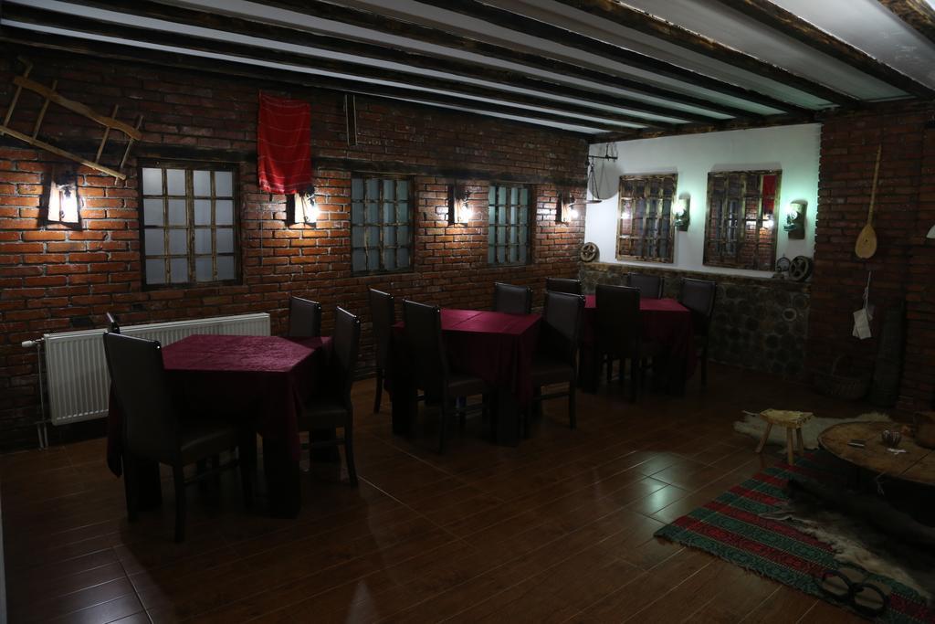 Hotel Antika พริเซรน ภายนอก รูปภาพ