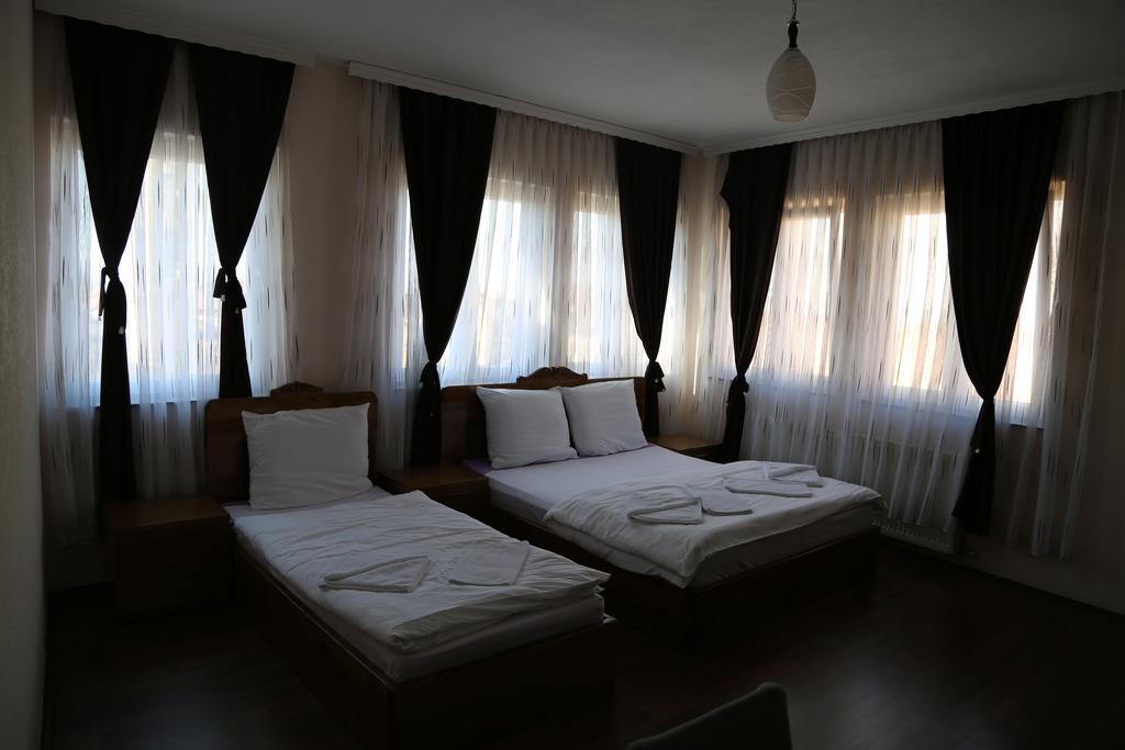 Hotel Antika พริเซรน ห้อง รูปภาพ